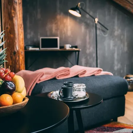 Luxury Oasis, Sauna, Ac And Free Parking Apartment